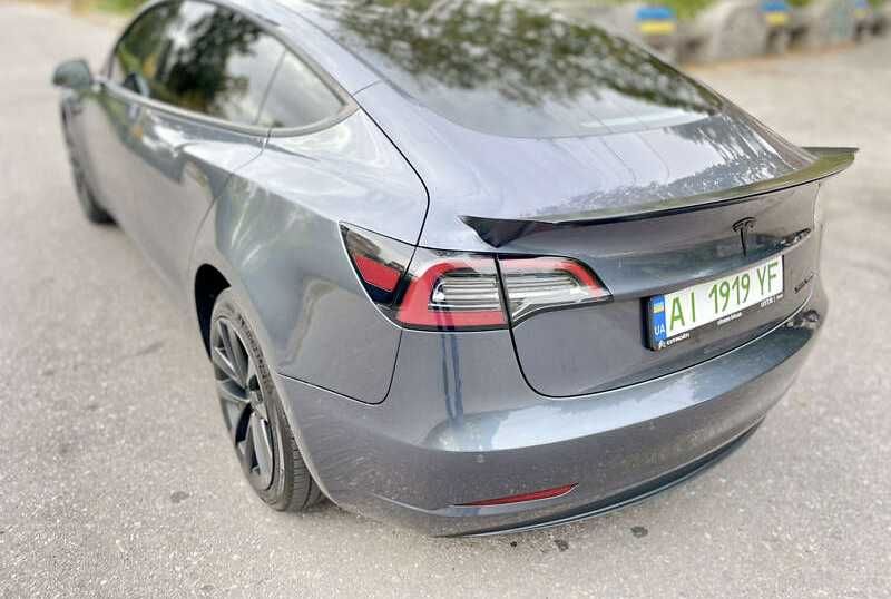 tesla model 3 long range