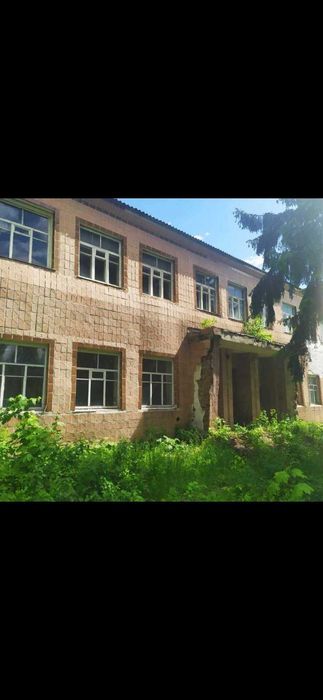 Продам адміністративну будівлю