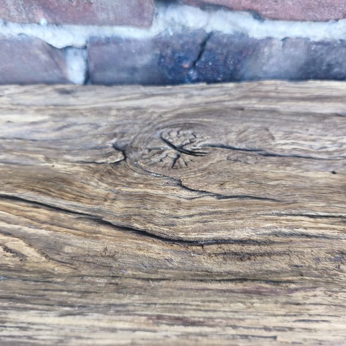 Хвоя та дуб , амбарні бруси масив віком понад 50 років