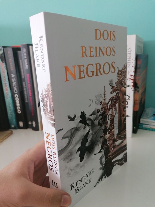 Two Black Kingdoms424021438109460482