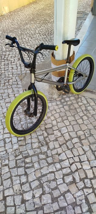 Bmx sem nada a fazer