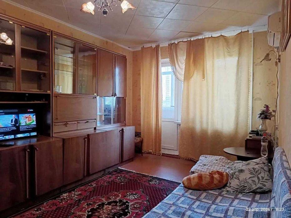 2-х ком. квартира район Таирова. 2 этаж.