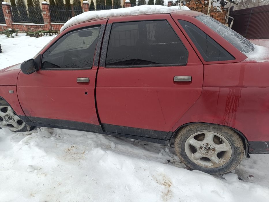 Скло ваз 2110 2111 2112