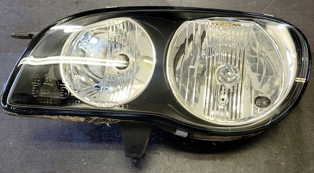 Farol Toyota Corolla ( E11) 1997-2002