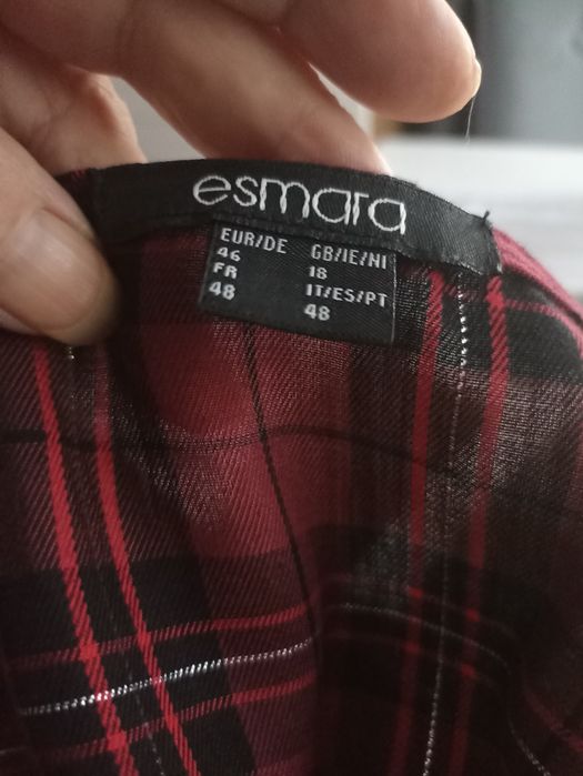 Sukienka w kratkę bordo
