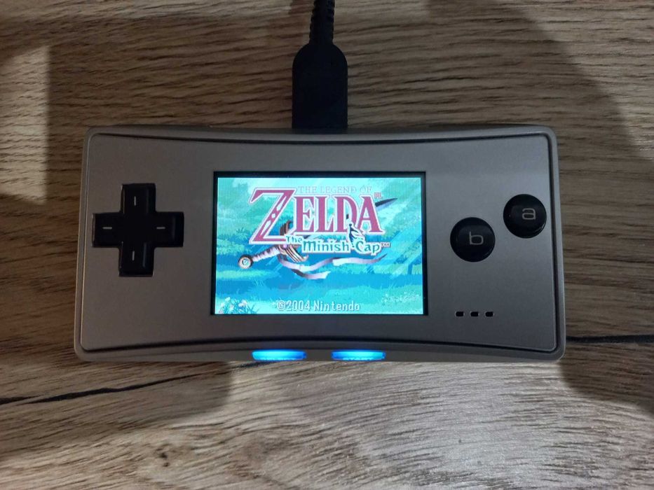 Nintendo Game Boy Micro + EZ Flash IV