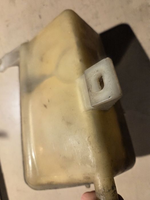 Zbiornik wyrównawczy polonez