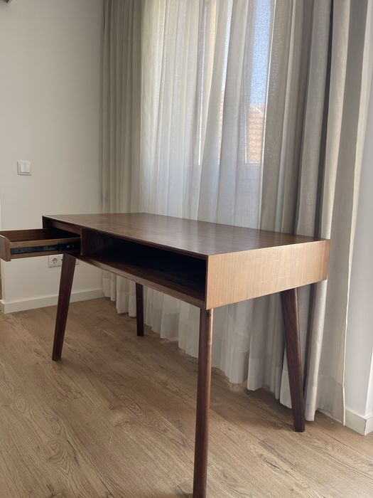 Secretaria de madeira  120 x 60 x 75.5cm
