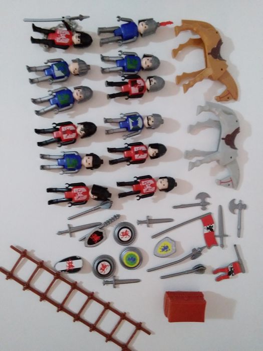 Lote Figuras Medievais