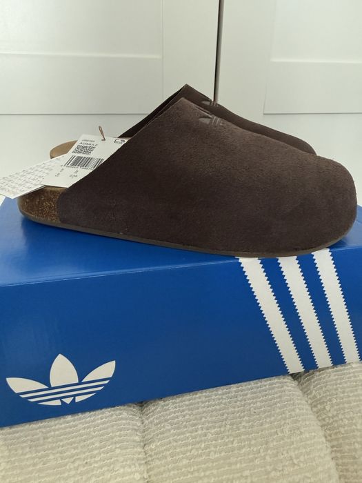 Skórzane klapki Adidas Mule roz, 37