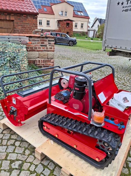 Sprzedam kosiarkę bijakową 120 cm szer. zdalnie sterowaną