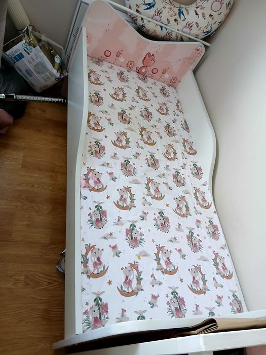 Łóżko dzieciece z materacem 140x70