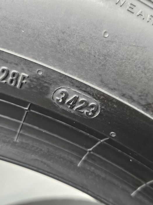 OPONY 235/50 R19 99W PIRELLI  P ZERO TM Lato