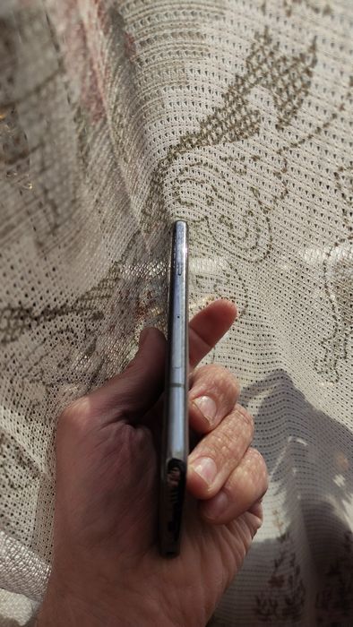 Продам свой смартфон Lg g8(LM-G820UM)
