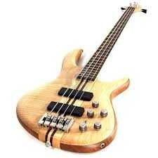 CORT A4 - guitarra baixo