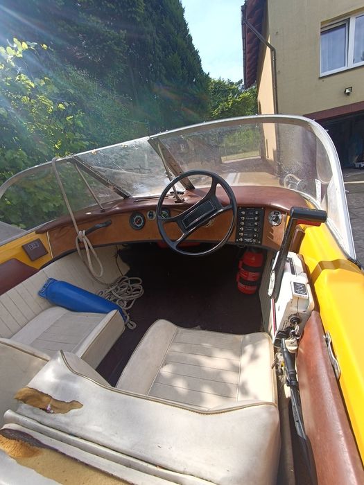 Łódka  motorówka 4mx1.6m 60km