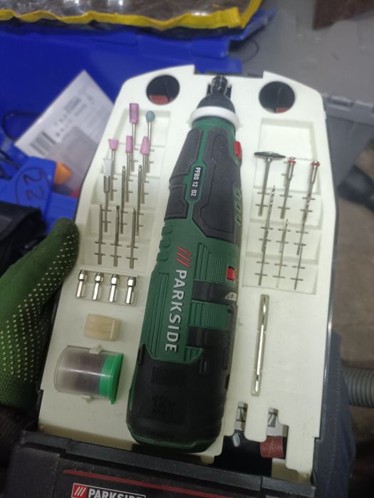 Гравер  аккумуляторный шлифмашина  Parkside