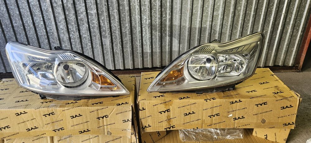 Reflektory lampy ford fokus mk2 2008 lift