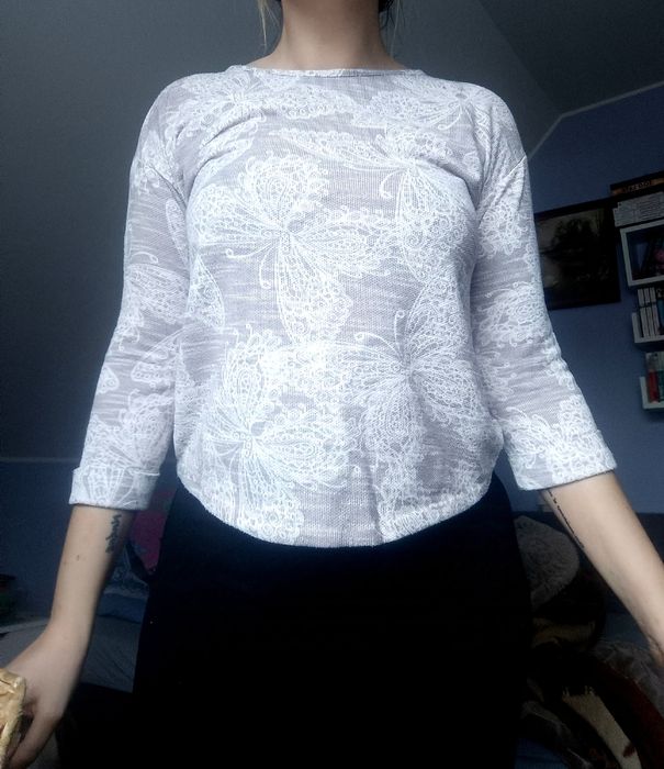 Bluzka cieplejsza xs/ s oddam do zakupu