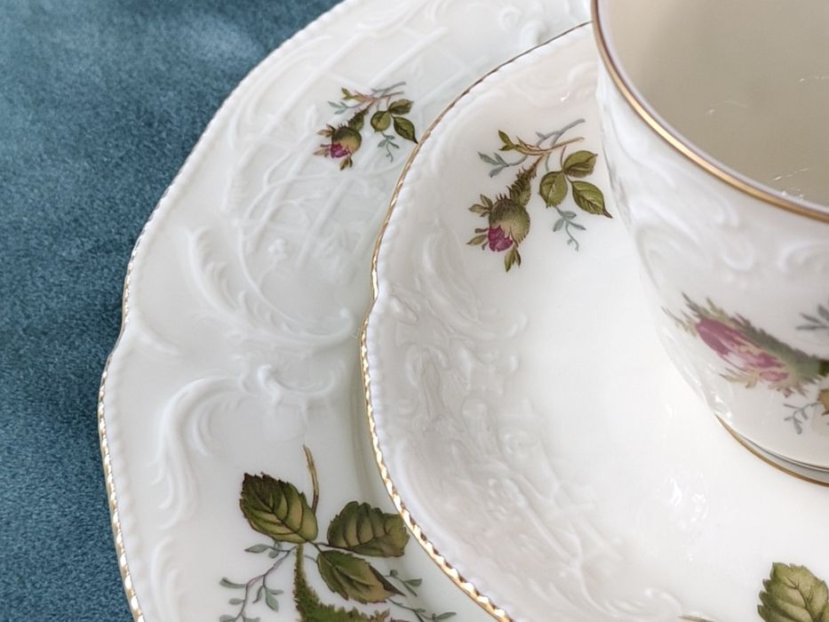 ROSENTHAL SANSSOUCI Moosrose ecru- Serwis kawowy dla 6 osób.