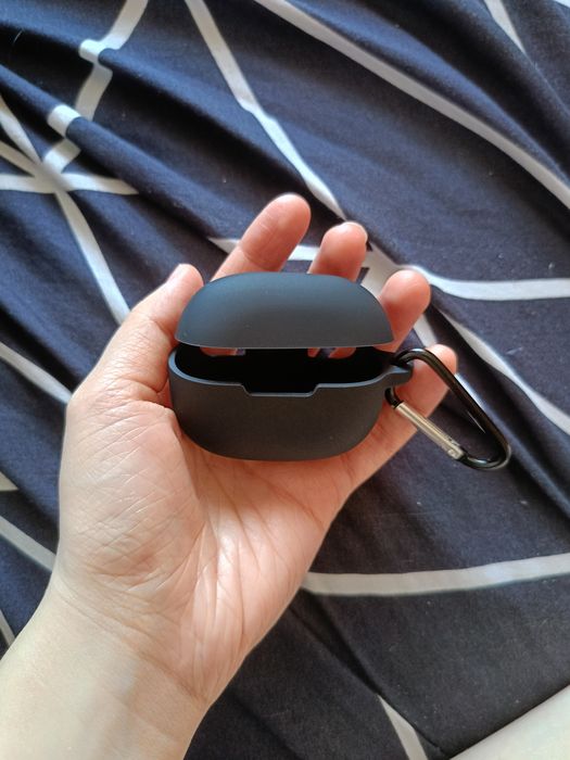 Чохол для бездротових навушників