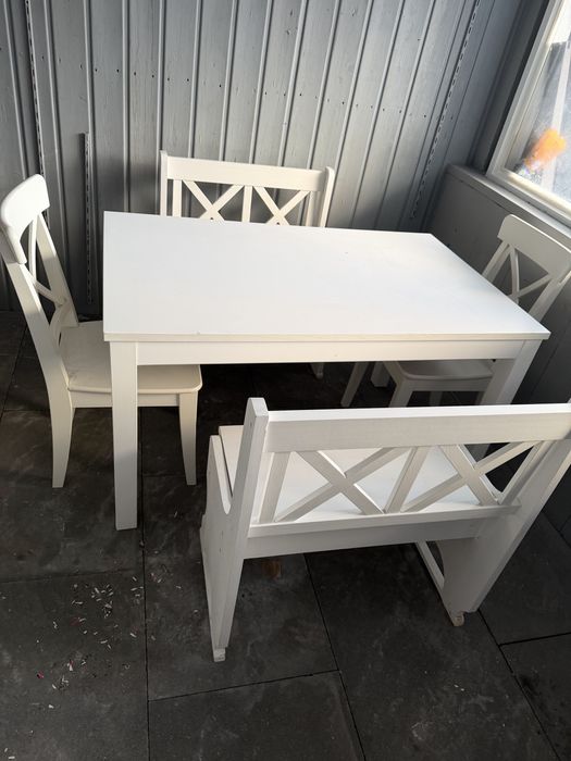 Sprzedam Stol z Krzeslami