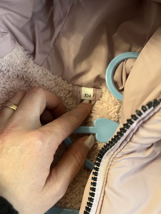 Курточка для дівчинки зима