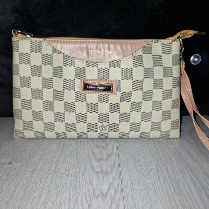 Louis Vuitton kosmetyczka