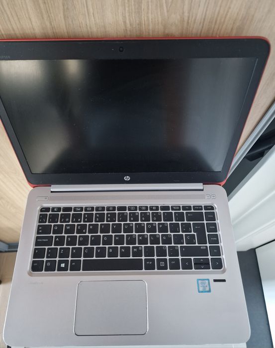 Hp fólio 1040 g3 intel core i5 6 gen em bom estado