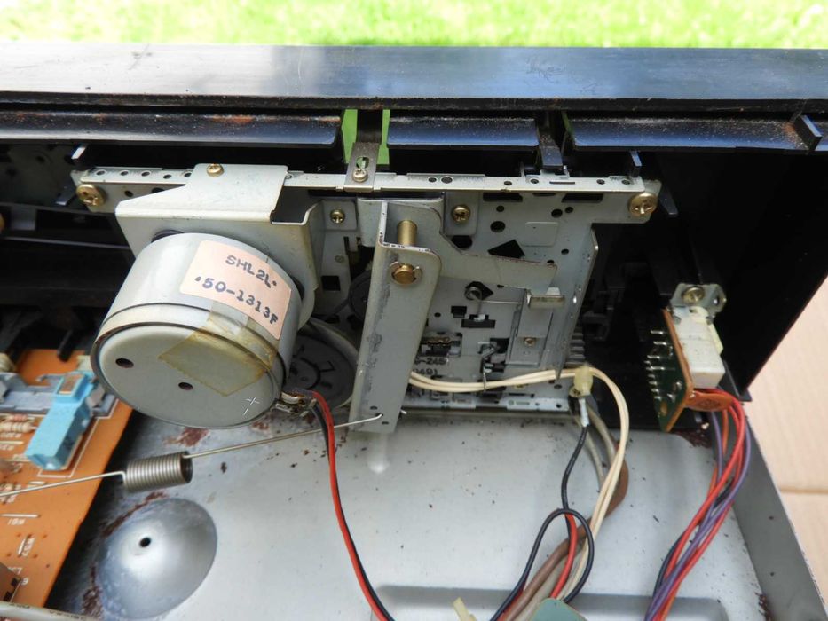 Magnetofon Soundwave D - 700  do naprawy lub na części