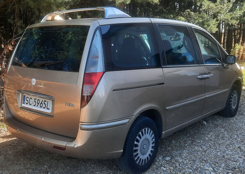 Lancia Phedra 2002 r. JTD 2.2