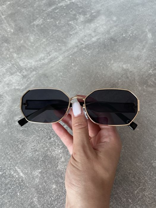 Окуляри сонцезахисні