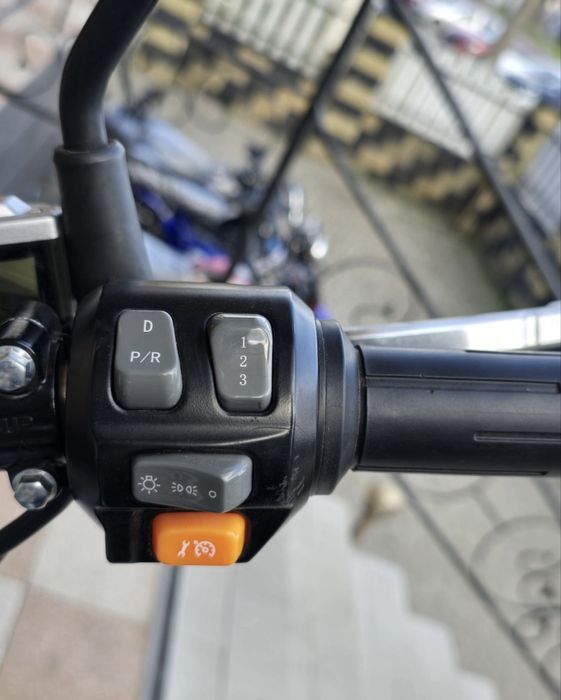 Електро-мотоцикл FORTE V15