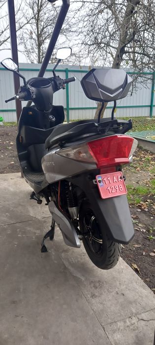 Електричний скутер Forte