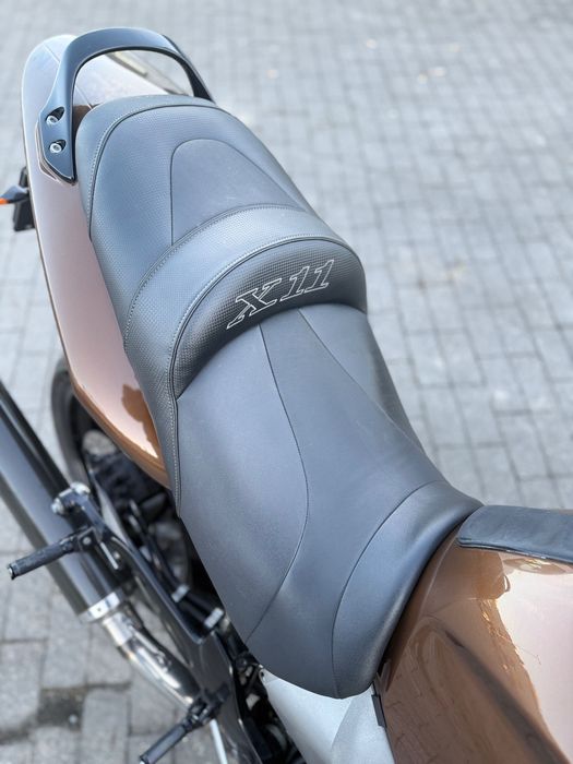 Honda CBR 1100 SF X11.