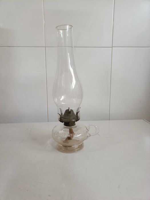 Maquina e candeeiro a petróleo