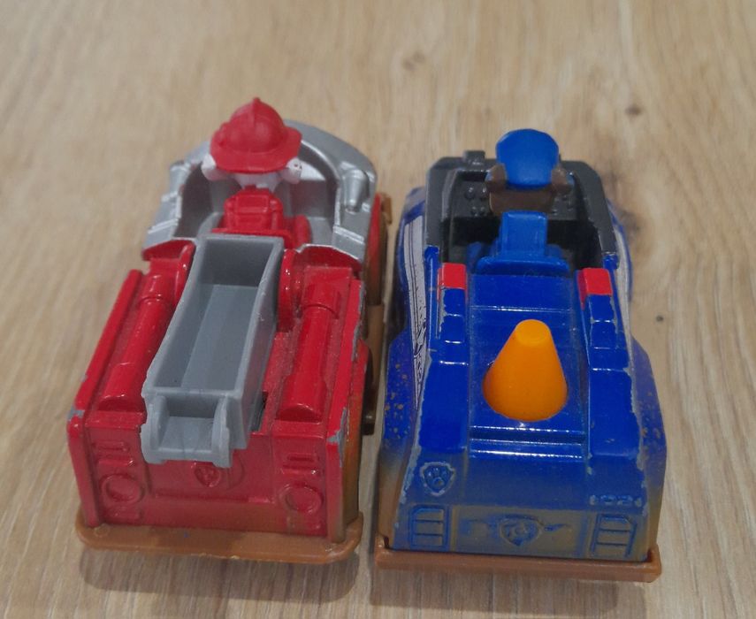 2 autka psi patrol metalowe off road