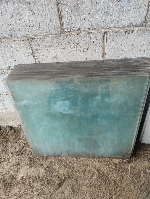 Szyby hartowane na szklarnie 100x80