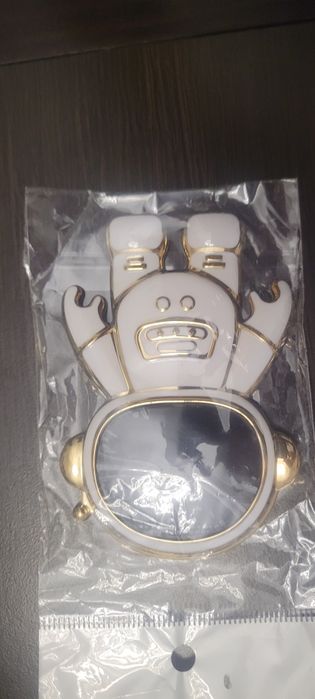 Kosmonauta i króliczek na telefon. Nowe. Polecam.