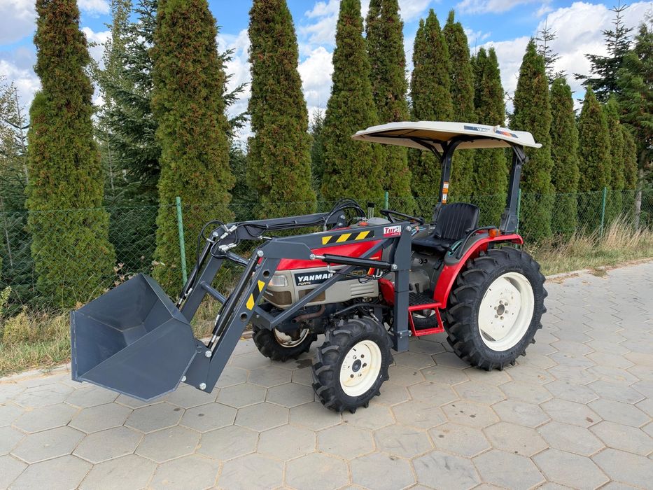 Mini traktorek YANMAR F250 f255 model 25KM  ladowacz glebogryzarka