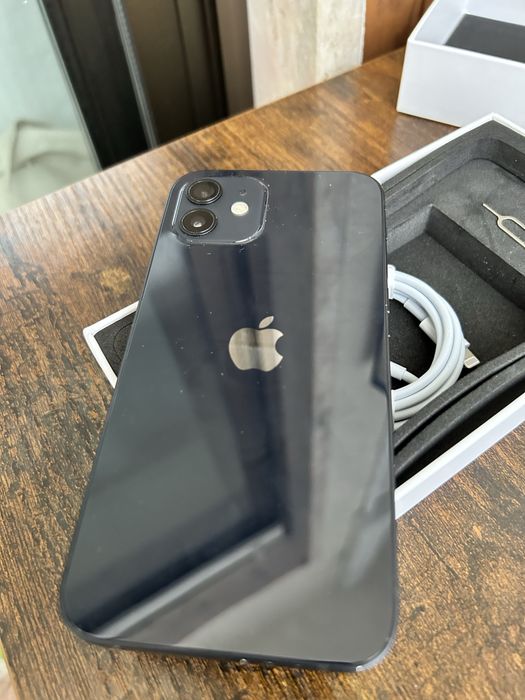 Iphone 12 com 64Gb