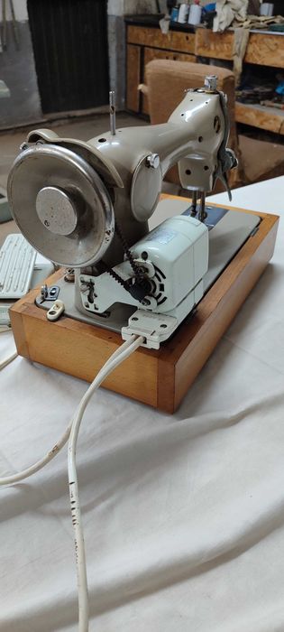 Máquina costura Janome Winfield FW131