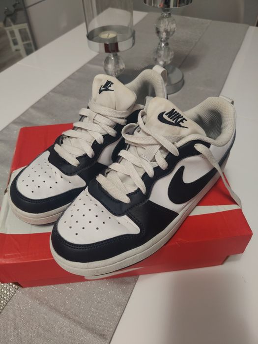 Buty młodzieżowe Nike