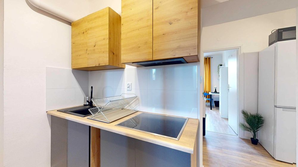 Pokój przy ul. Madalińskiego /WUM/WSEiZ/metro Racławicka/1145