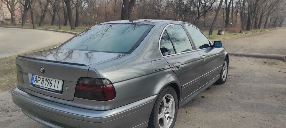 Продам BMW е39.М54.2.2