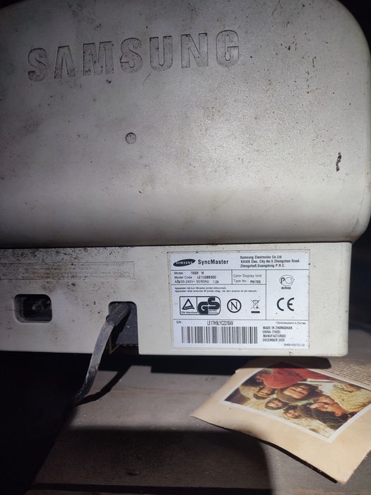Samsung SyncMaster 795DF | бюджетний монітор для ПК