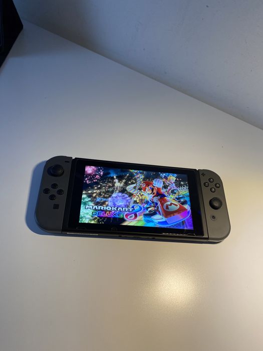 Mario Kart 8 Deluxe (Nintendo Switch)