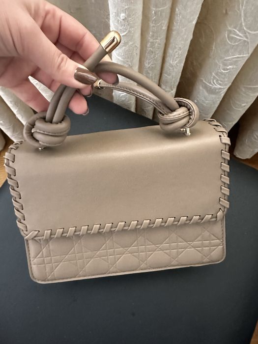 Carteira bege escura (nova)