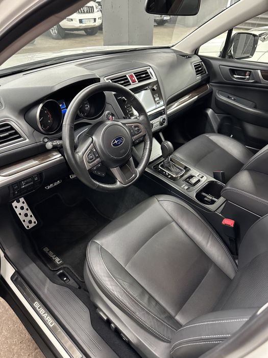 Продам Subaru Outback 2017 год выпуска