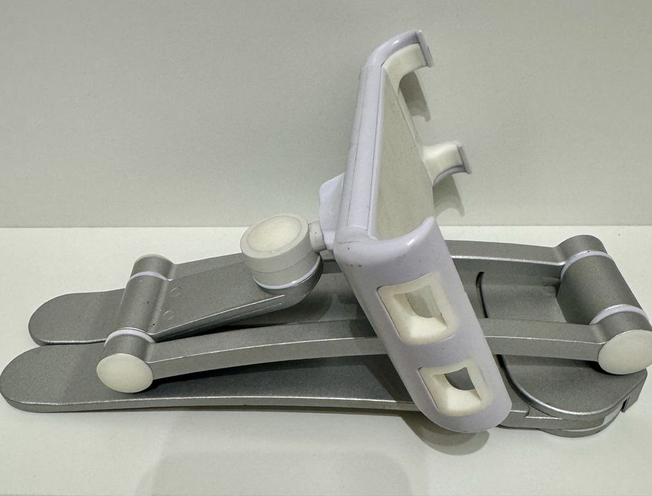 Suporte tablates / telemoveis